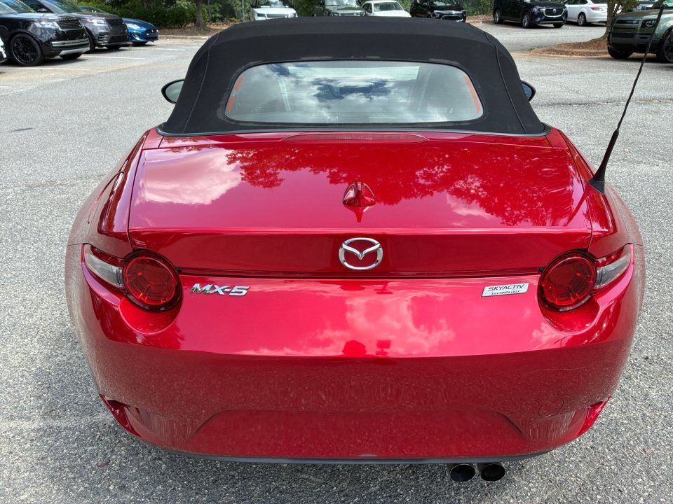 Used 2016 MAZDA MX-5 Miata Grand Touring RWD image 12
