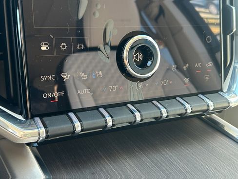 New 2026 GMC Acadia Denali w/ Super Cruise Package AWD/4WD image 18