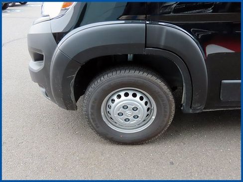 New 2026 RAM ProMaster 2500 w/ Convenience Group image 4