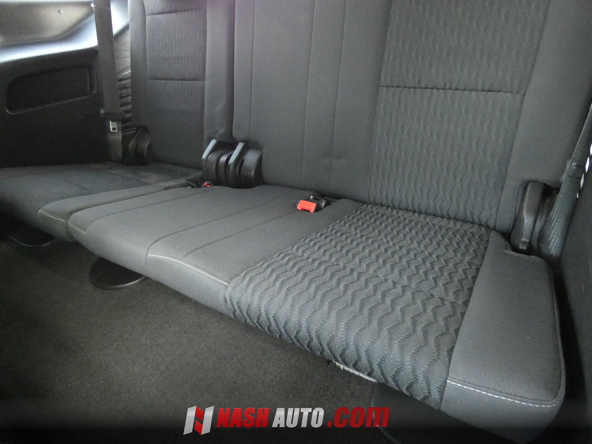 Used 2018 GMC Yukon SLE w/ Convenience Package AWD/4WD image 46