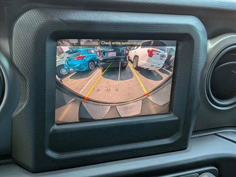 Used 2020 Jeep Wrangler Unlimited Sport S AWD/4WD image 16