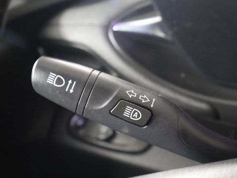 Used 2025 Buick Envista Preferred w/ Convenience I Package FWD image 36