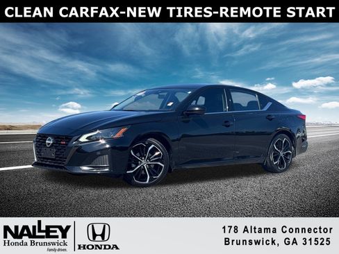 Used 2023 Nissan Altima 2.5 SR image 1