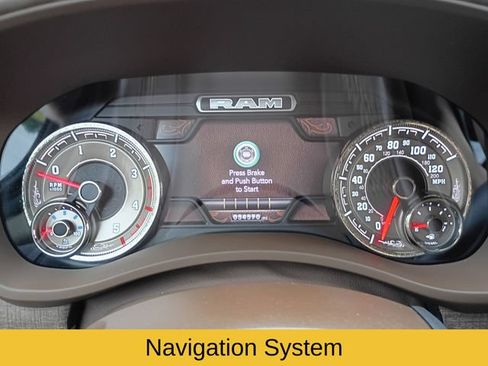 Used 2022 RAM 3500 Limited AWD/4WD image 14