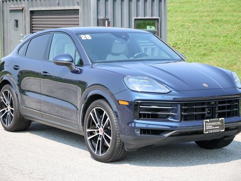 Certified 2026 Porsche Cayenne Coupe AWD/4WD image 23