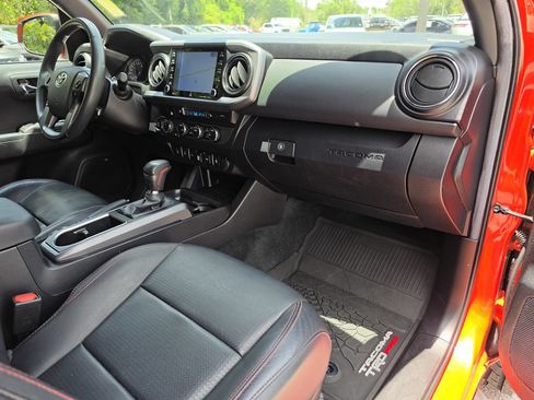 Used 2023 Toyota Tacoma TRD Pro AWD/4WD image 12