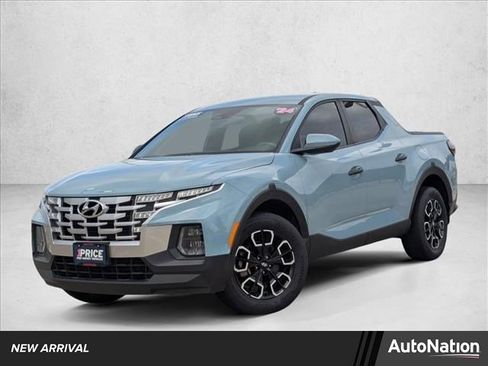 Used 2024 Hyundai Santa Cruz SE image 1