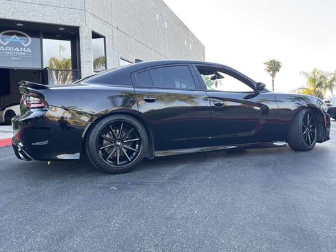 Used 2020 Dodge Charger R/T image 9