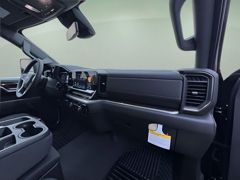 New 2026 Chevrolet Silverado 3500 LT image 28