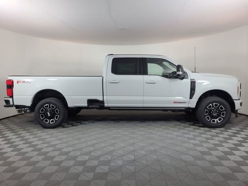 New 2026 Ford F350 Platinum image 2