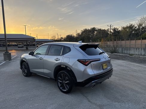 Used 2025 Acura ADX A-Spec image 5