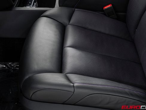 Used 2024 Rolls-Royce Phantom Sedan image 45