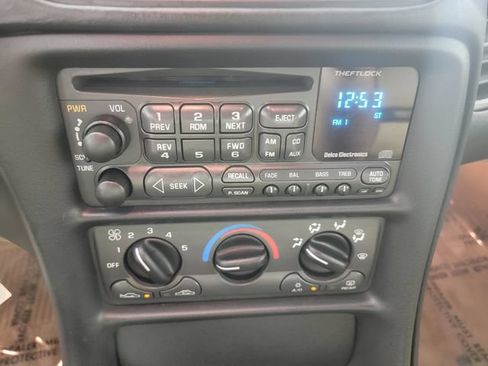Used 2001 Chevrolet Corvette Coupe RWD image 20
