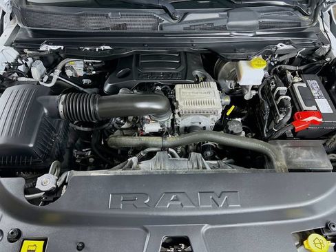 Used 2024 RAM 1500 Big Horn AWD/4WD image 27