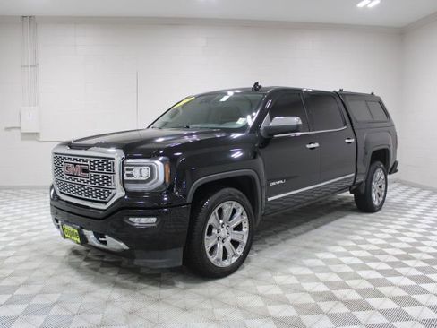 Used 2018 GMC Sierra 1500 Denali w/ Denali Ultimate Package AWD/4WD image 7