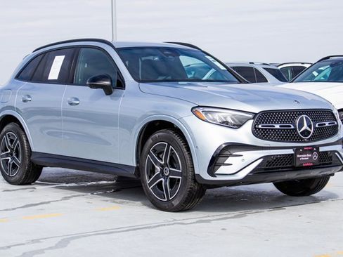 Certified 2026 Mercedes-Benz GLC 300 GLC 300 image 3