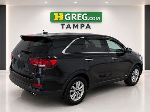 Used 2020 Kia Sorento LX AWD/4WD image 2