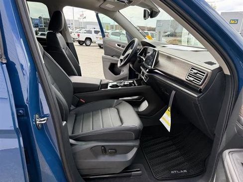 New 2025 Volkswagen Atlas SEL image 21
