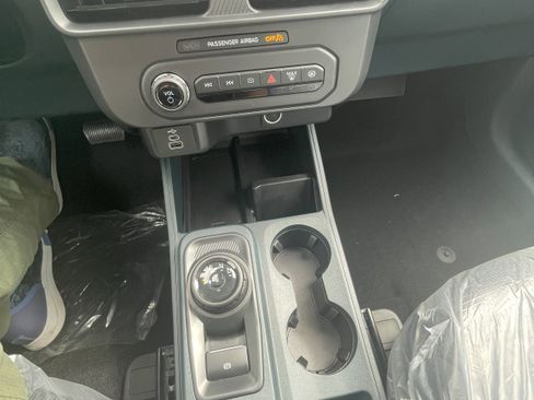 New 2025 Ford Maverick XL image 13