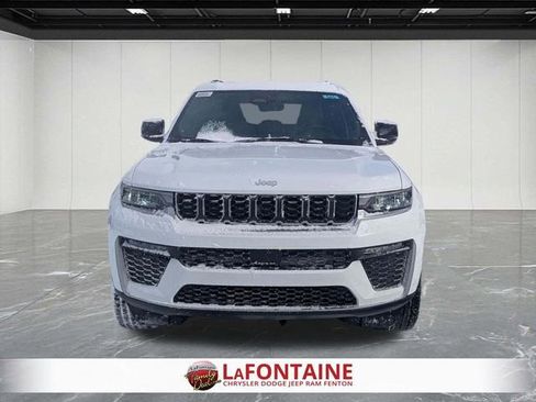 New 2026 Jeep Grand Cherokee Limited AWD/4WD image 8