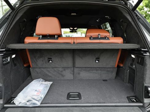 New 2027 BMW X7 xDrive40i w/ Executive Package AWD/4WD image 33
