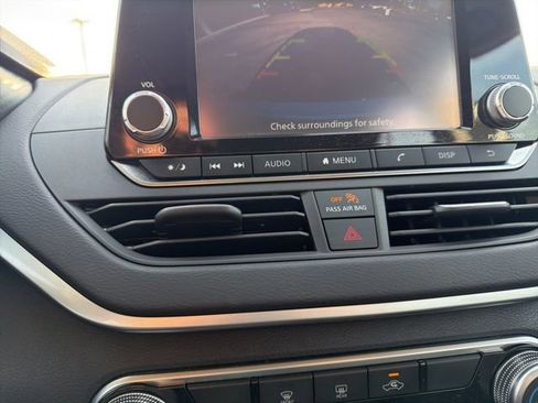 Used 2022 Nissan Altima 2.5 S image 15