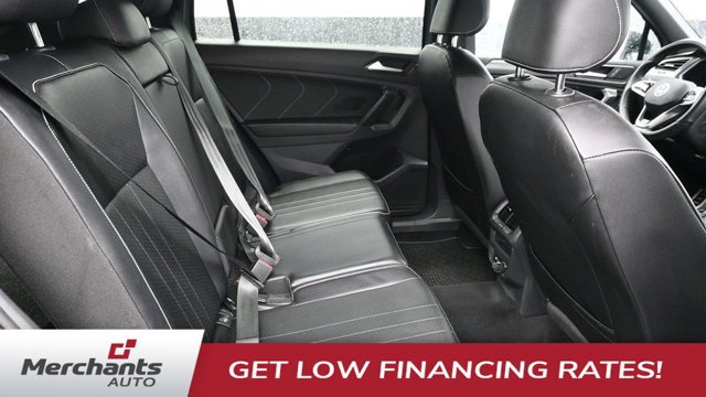 Used 2022 Volkswagen Tiguan SE R-Line AWD/4WD image 13