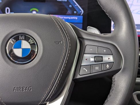 Used 2025 BMW X5 xDrive40i w/ Premium Package AWD/4WD image 38