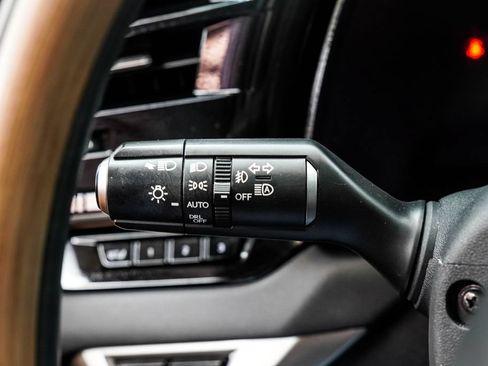 Used 2023 Lexus RX 350 Premium w/ Cold Area Package AWD/4WD image 39