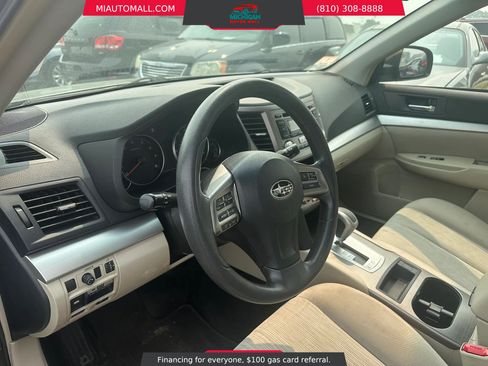 Used 2013 Subaru Outback 2.5i AWD/4WD image 8