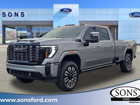 Used 2026 GMC Sierra 3500 Denali Ultimate AWD/4WD image 1