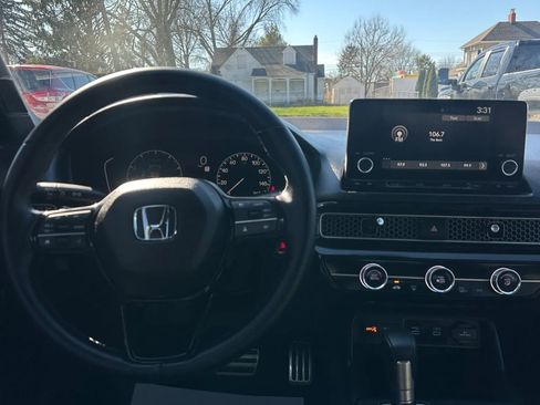 Used 2025 Honda Civic Sport image 14