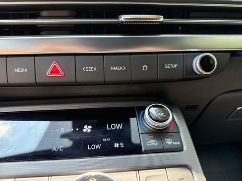Used 2025 Hyundai Palisade Calligraphy AWD/4WD image 20