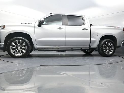 Used 2020 Chevrolet Silverado 1500 LT w/ All-Star Edition image 40