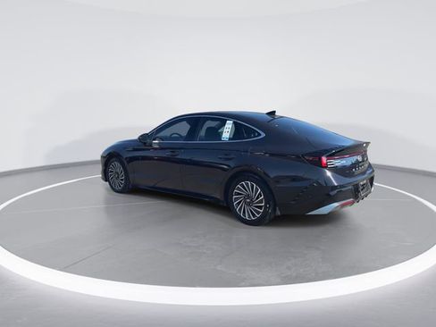 Certified 2025 Hyundai Sonata Limited image 6