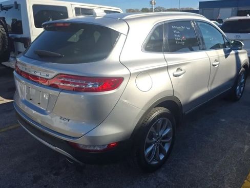 Used 2017 Lincoln MKC Select w/ Select Plus Package image 2