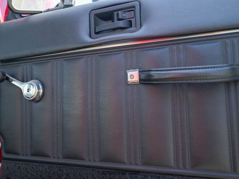 Used 1991 Jeep Wrangler Renegade AWD/4WD image 59