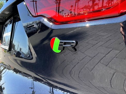 Used 2023 Jaguar F-TYPE R image 8