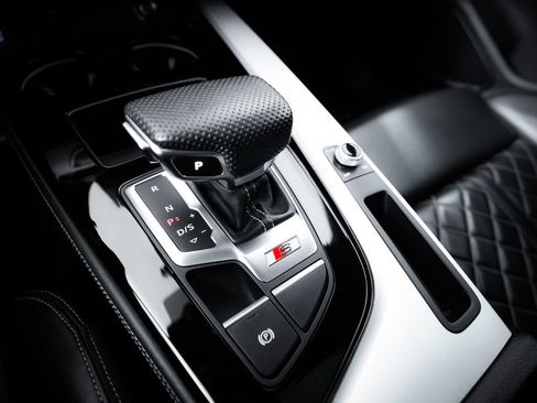 Used 2020 Audi S4 Prestige AWD/4WD image 34