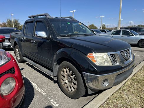 Used 2010 Nissan Frontier LE w/ LE Value Truck Pkg image 10