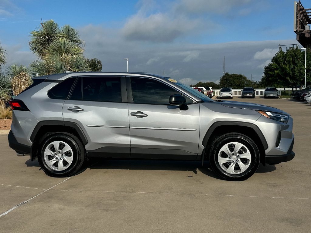 Used 2024 Toyota RAV4 LE FWD image 2