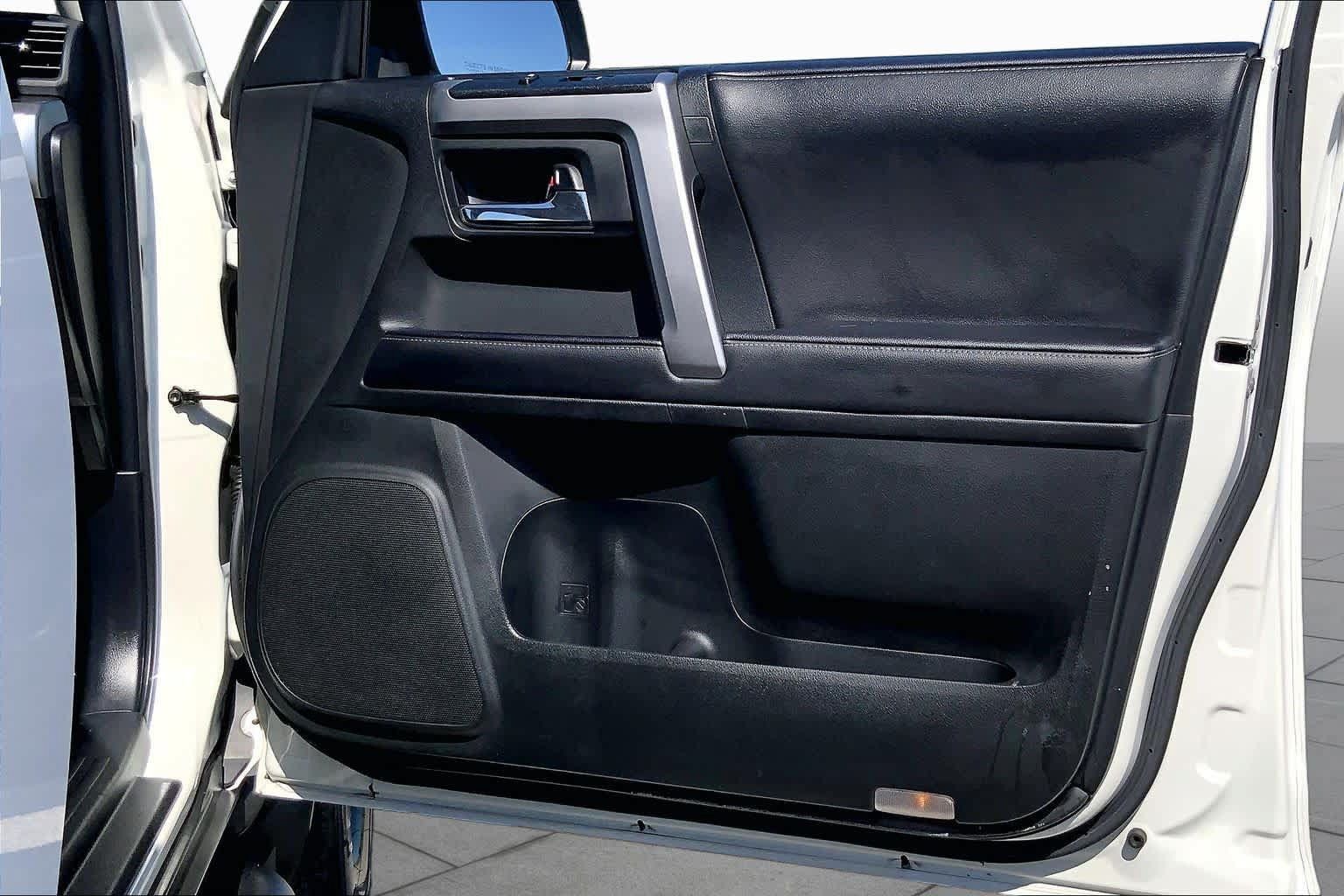 Used 2022 Toyota 4Runner SR5 RWD image 22