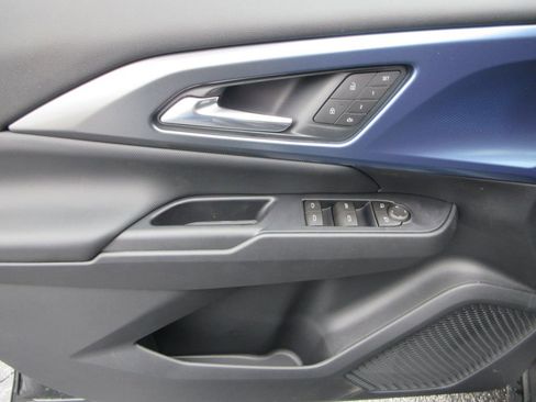 New 2026 Chevrolet Equinox EV LT w/ Convenience Package II image 22