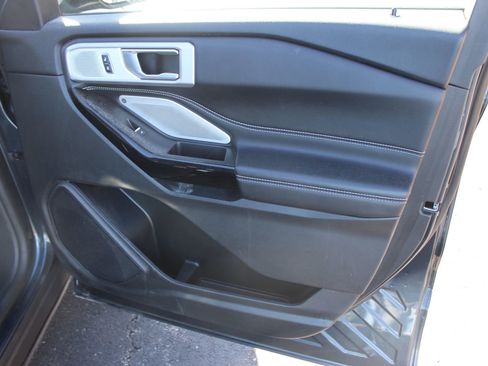 Used 2022 Ford Explorer ST w/ Equipment Group 401A image 11