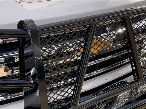 Used 2022 Chevrolet Silverado 2500 High Country w/ Technology Package AWD/4WD image 29
