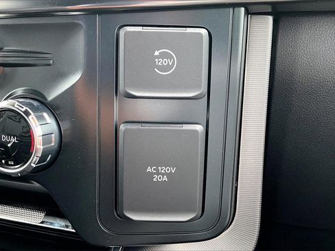 New 2025 Ford F150 Platinum w/ Equipment Group 702A High image 19