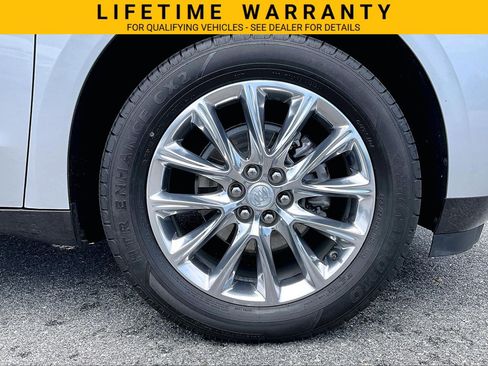Used 2021 Buick Enclave Essence w/ Sound and Sites Package FWD image 9