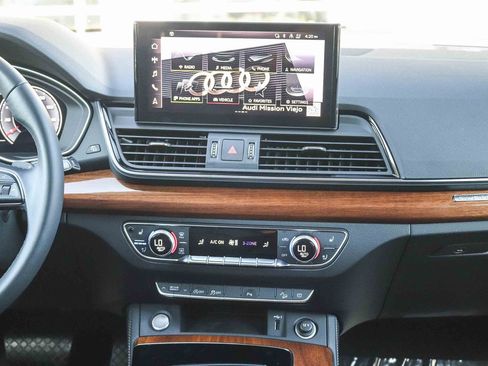 Certified 2023 Audi Q5 2.0T Premium Plus w/ Premium Plus Package AWD/4WD image 15