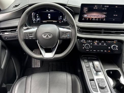 Certified 2024 INFINITI QX60 Luxe image 14