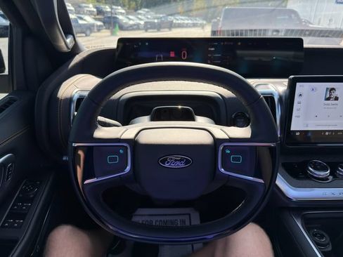 Used 2025 Ford Expedition Tremor AWD/4WD image 48